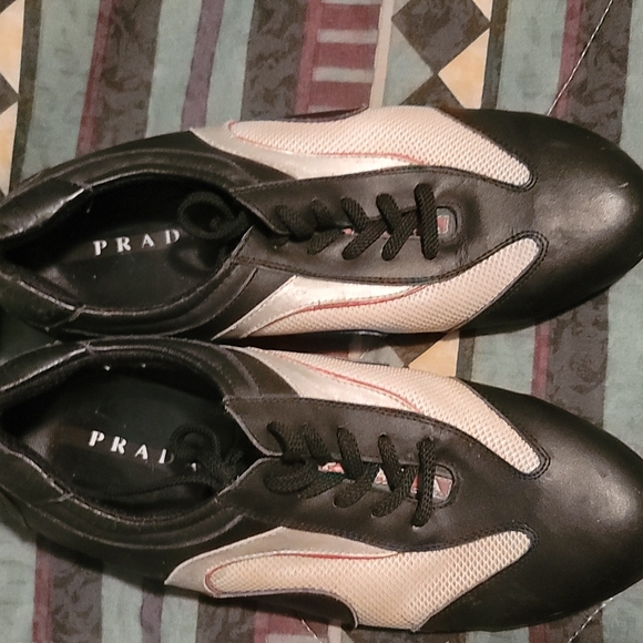 Prada designer dress shoes - Picture 2 of 4